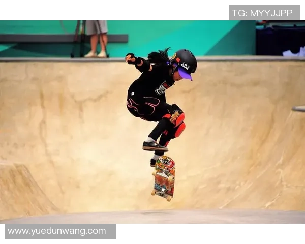 滑板战术解析：杭州滑板队如何构建高效整体压制体系